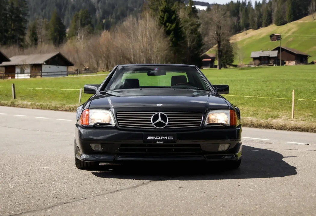 1991 Mercedes-Benz R129 SL 55 & SL 60 & SL 70 & SL 72 & SL 73 AMG - Image 2 of 6