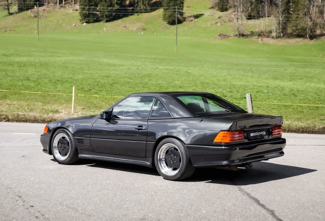 1991 Mercedes-Benz R129 SL 55 & SL 60 & SL 70 & SL 72 & SL 73 AMG - Image 5 of 6