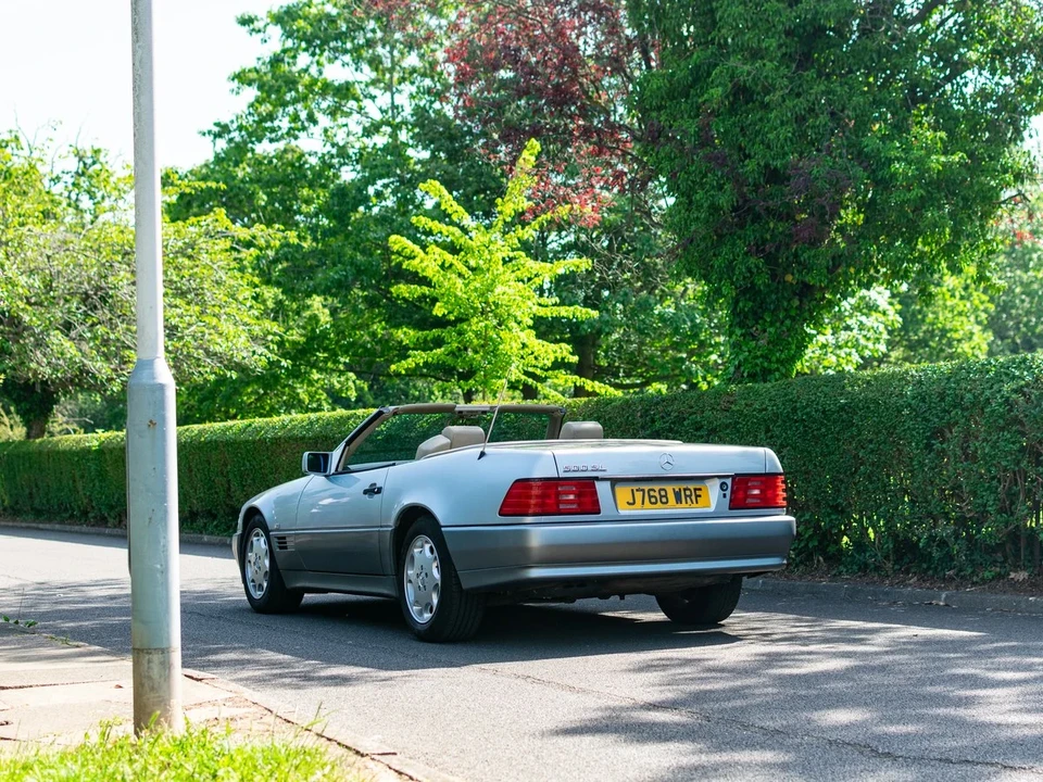 1991 Mercedes-Benz R129 SL-Class - Image 12 of 30