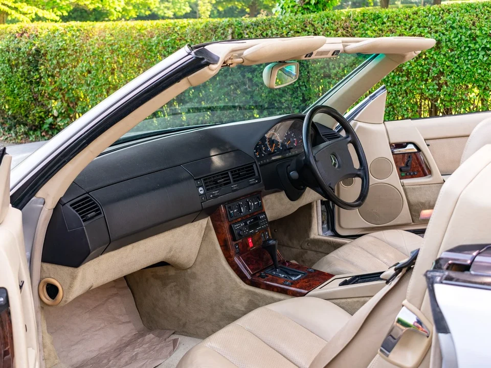 1991 Mercedes-Benz R129 SL-Class - Image 2 of 30