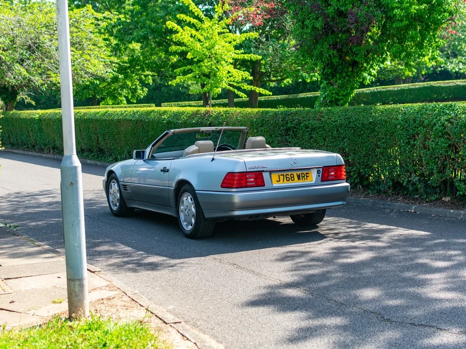 1991 Mercedes-Benz R129 SL-Class - Image 17 of 30