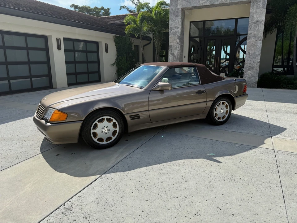 1991 Mercedes-Benz R129 SL-Class - Image 2 of 31