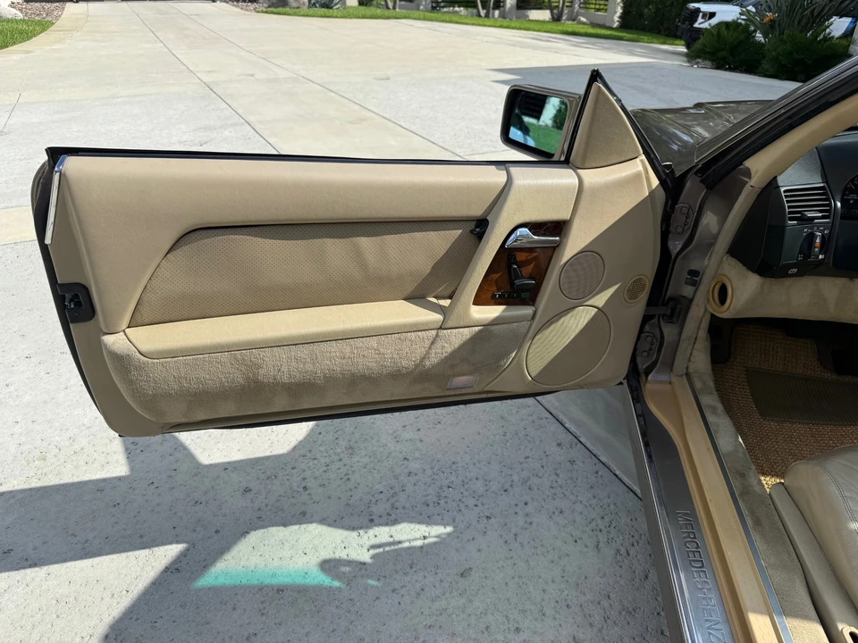 1991 Mercedes-Benz R129 SL-Class - Image 24 of 31