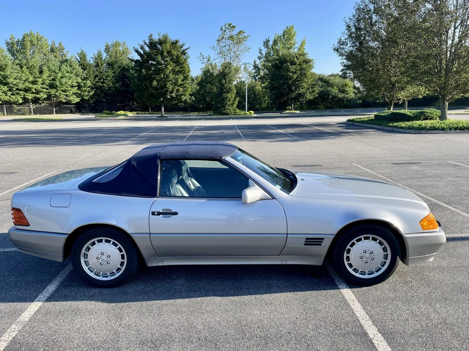 1991 Mercedes-Benz R129 SL-Class - Image 12 of 31