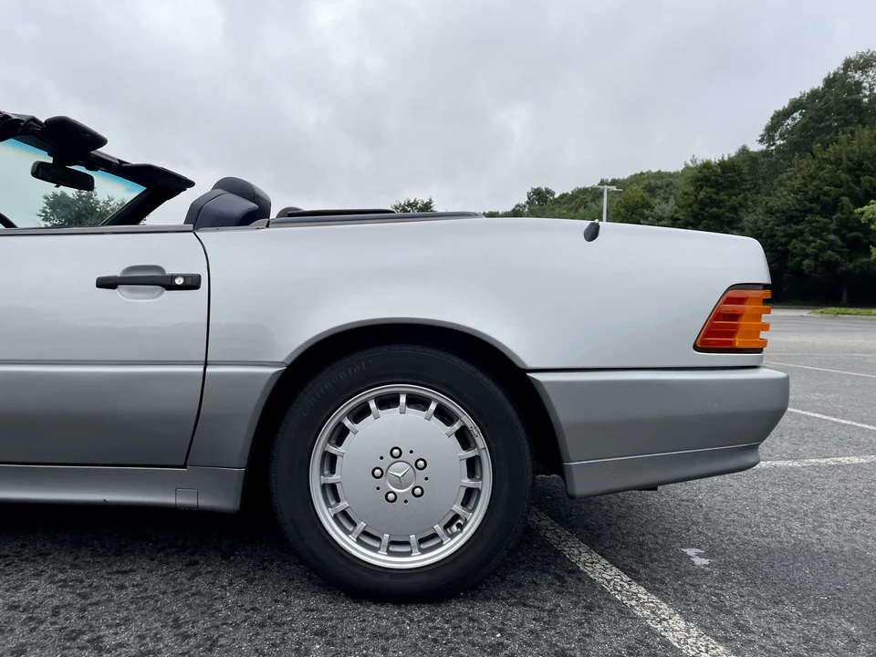 1991 Mercedes-Benz R129 SL-Class - Image 24 of 31