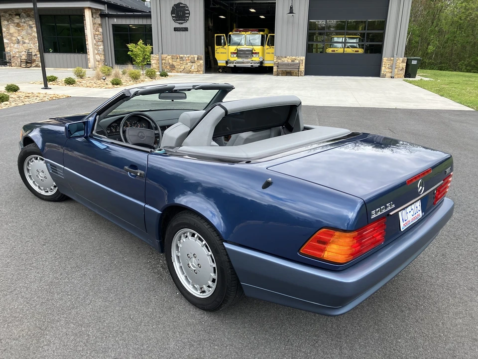 1991 Mercedes-Benz R129 SL-Class - Image 11 of 31
