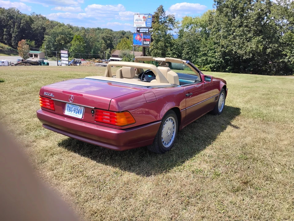 1991 Mercedes-Benz R129 SL-Class - Image 10 of 31