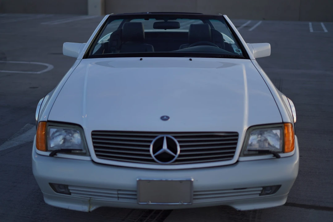 1991 Mercedes-Benz R129 SL-Class - Image 8 of 31