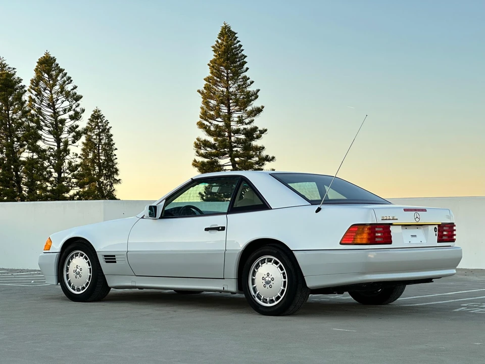 1991 Mercedes-Benz R129 SL-Class - Image 4 of 31