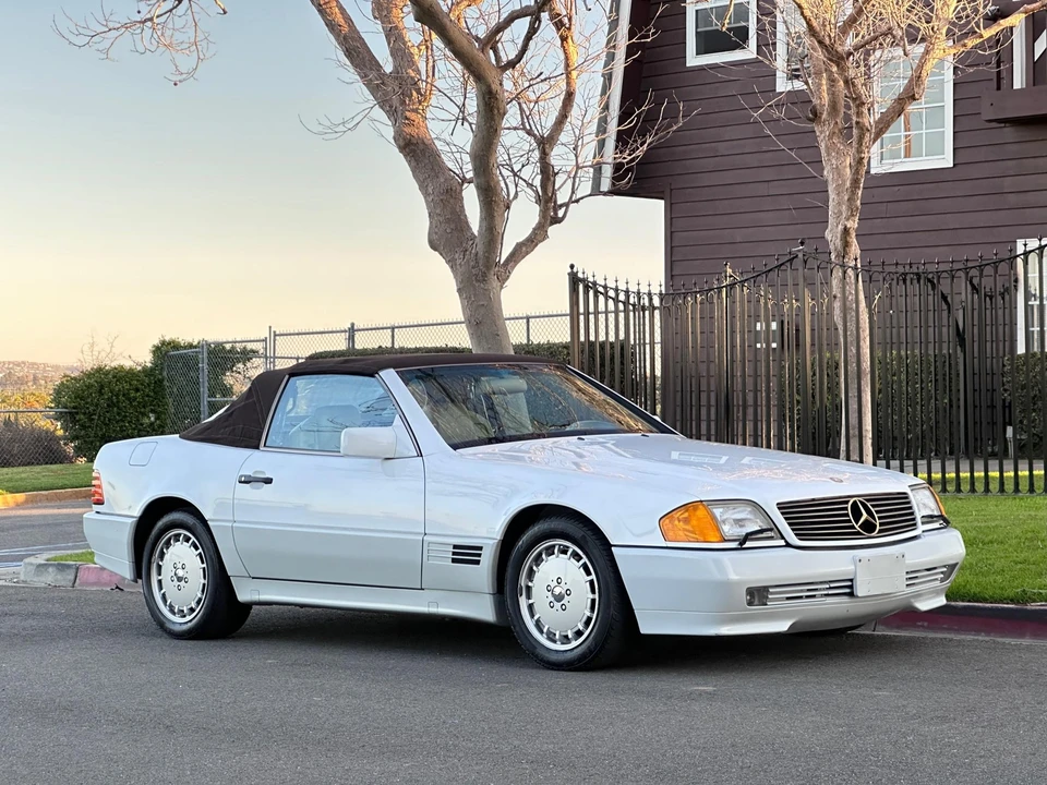 1991 Mercedes-Benz R129 SL-Class - Image 10 of 31