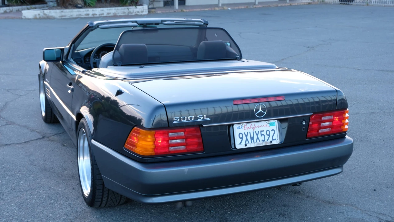 1991 Mercedes-Benz R129 SL-Class - Image 16 of 31