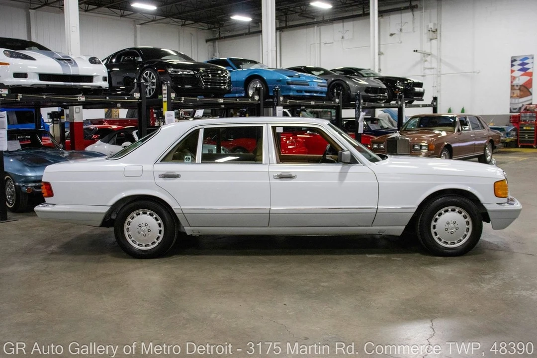 1991 Mercedes-Benz 500E & E500 - Image 8 of 12