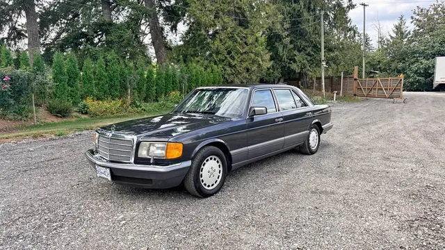 1991 Mercedes-Benz 560 SEL