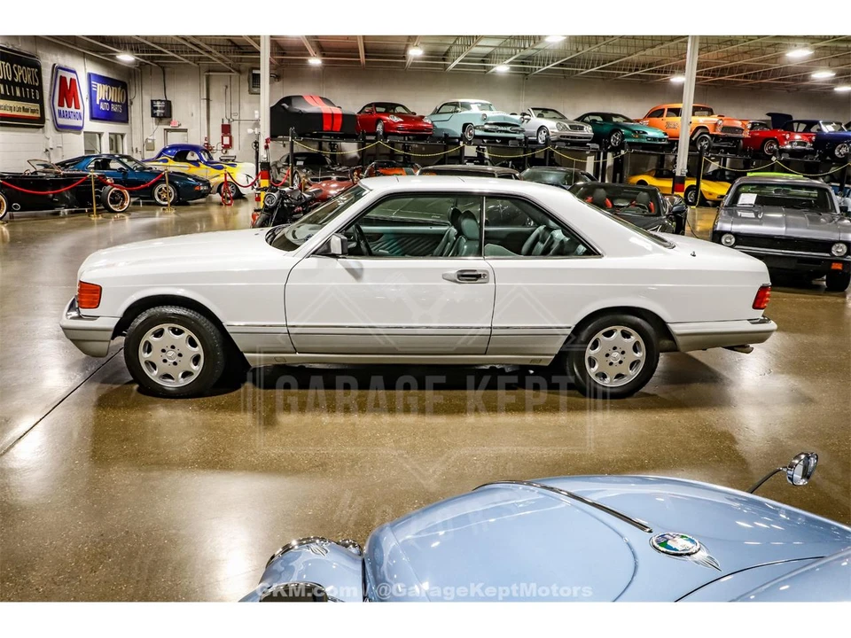 1991 Mercedes-Benz W126 S-Class Sedan - Image 5 of 31