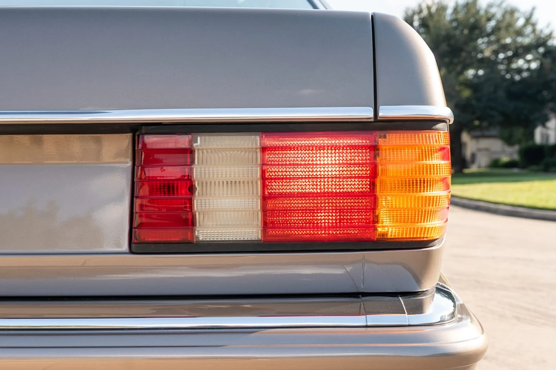 1991 Mercedes-Benz C126 S-Class Coupe - Image 15 of 31