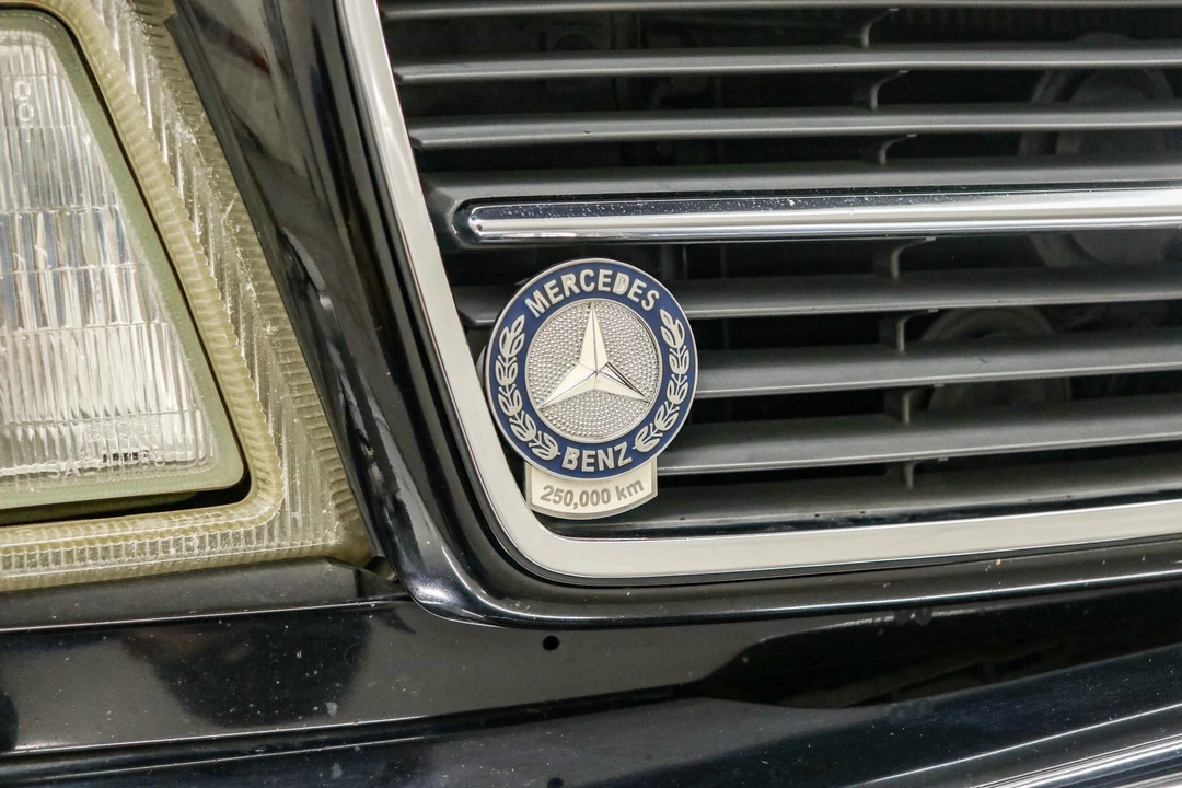 1991 Mercedes-Benz C126 S-Class Coupe - Image 18 of 31