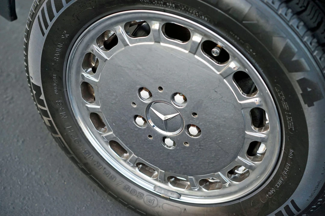1991 Mercedes-Benz C126 S-Class Coupe - Image 25 of 31