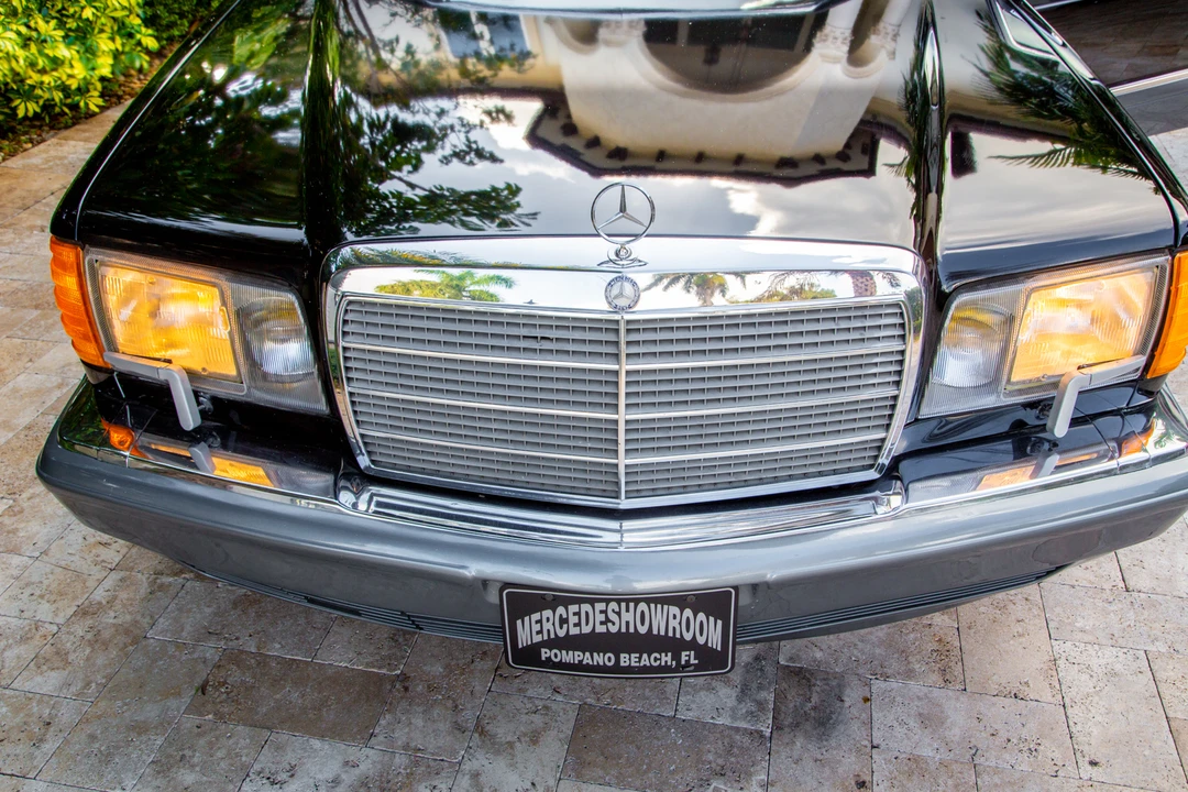 1991 Mercedes-Benz W126 S-Class Sedan - Image 13 of 31