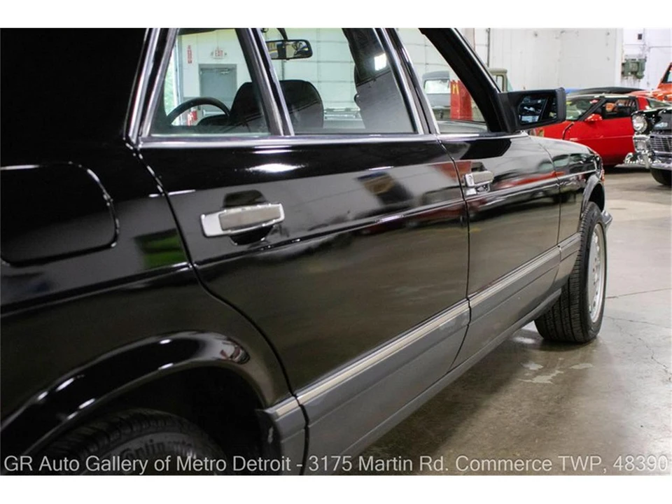 1991 Mercedes-Benz W126 S-Class Sedan - Image 22 of 31