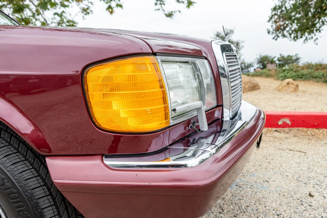 1991 Mercedes-Benz W126 S-Class Sedan - Image 18 of 31