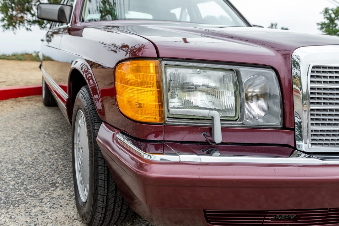 1991 Mercedes-Benz W126 S-Class Sedan - Image 24 of 31