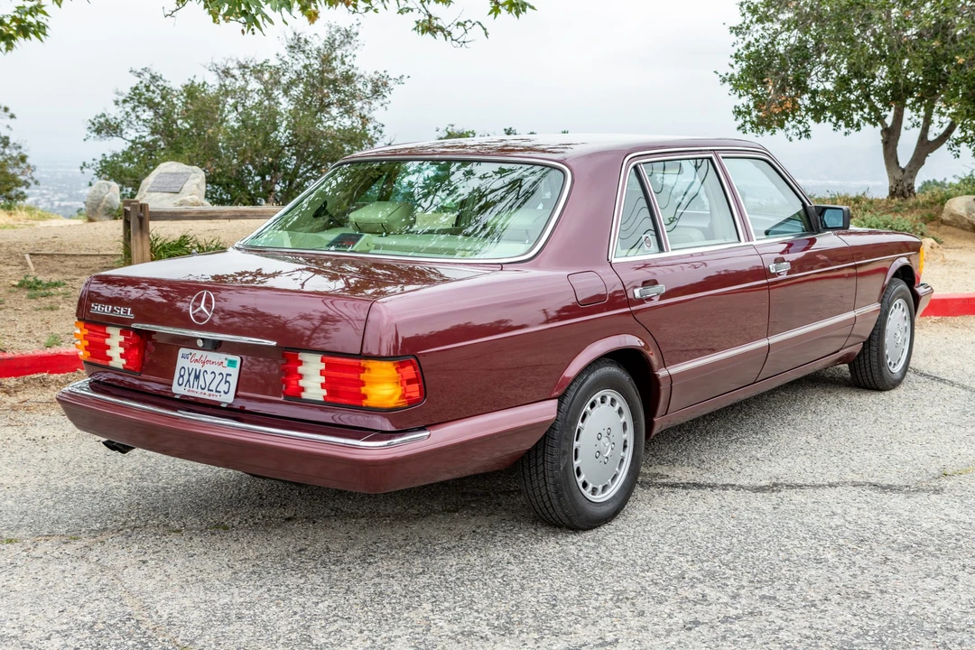 1991 Mercedes-Benz W126 S-Class Sedan - Image 5 of 31