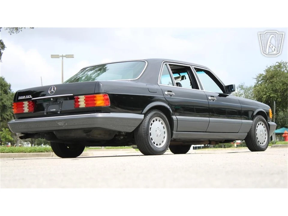 1991 Mercedes-Benz W126 S-Class Sedan - Image 17 of 31