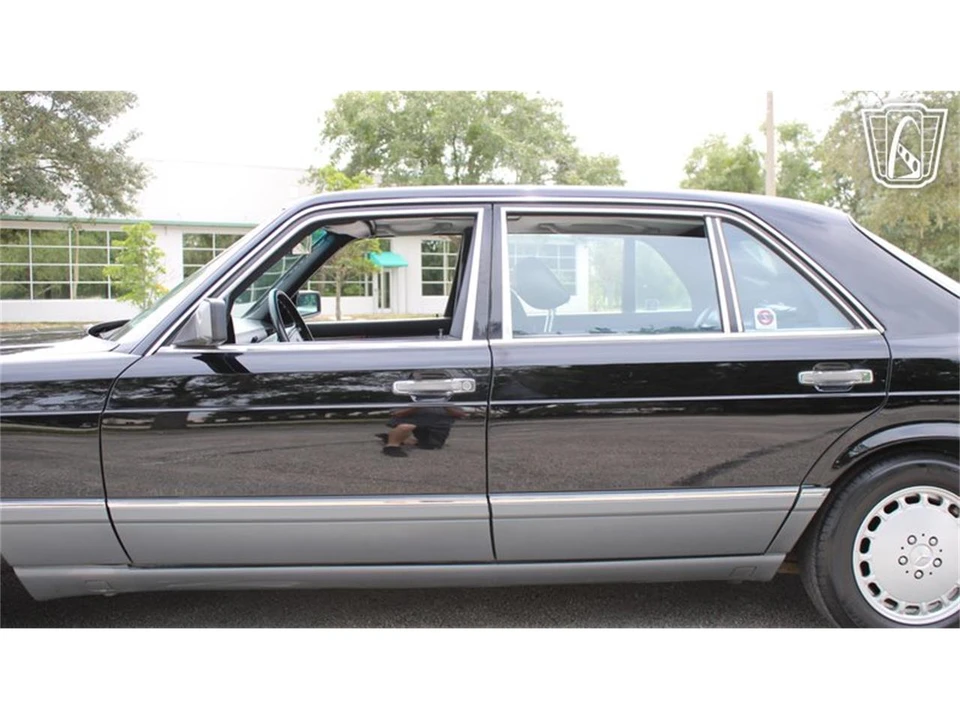 1991 Mercedes-Benz W126 S-Class Sedan - Image 29 of 31