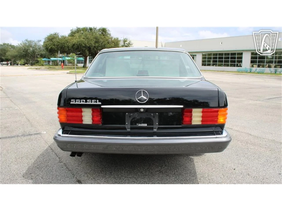 1991 Mercedes-Benz W126 S-Class Sedan - Image 15 of 31