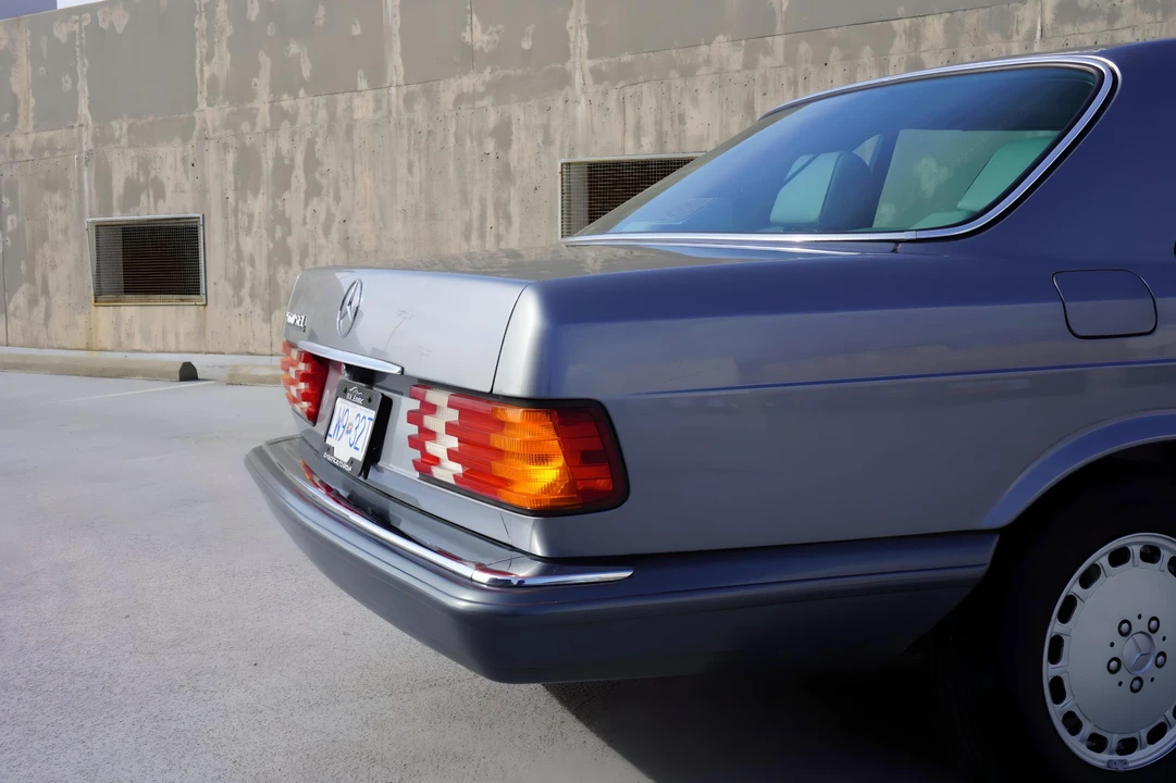 1991 Mercedes-Benz W126 S-Class Sedan - Image 27 of 31