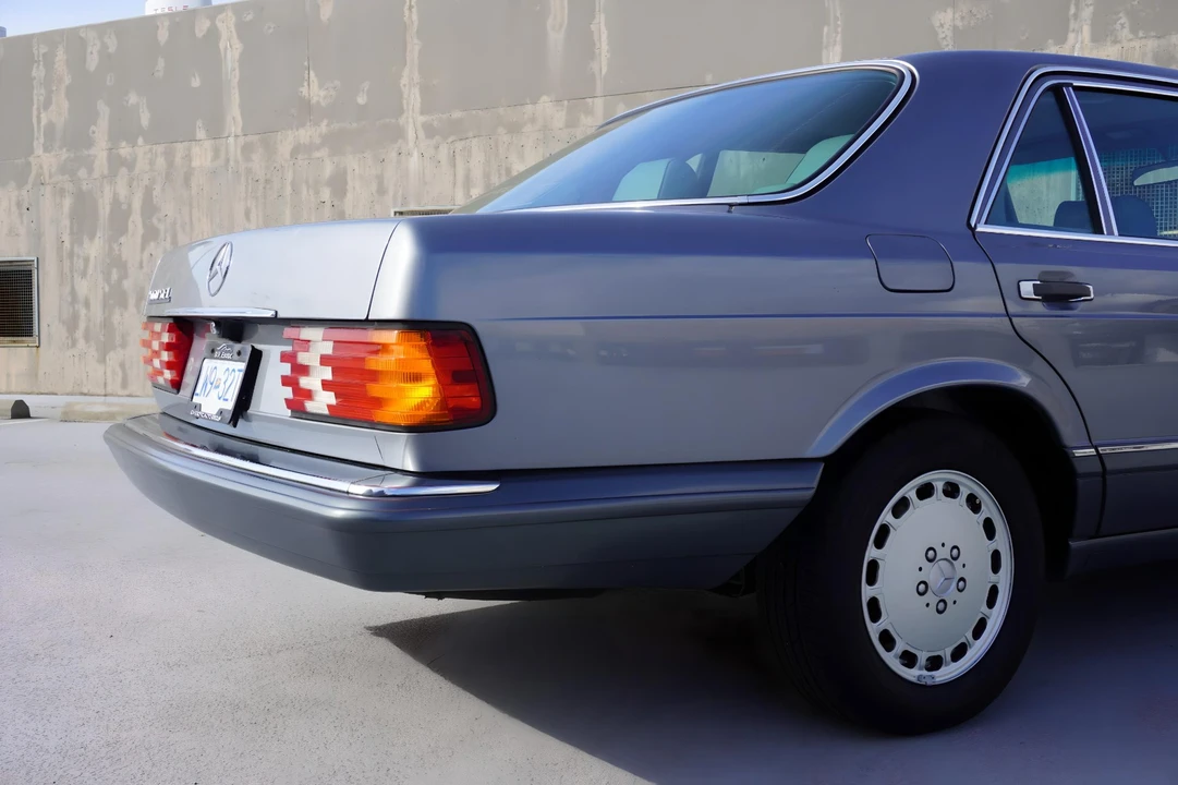 1991 Mercedes-Benz W126 S-Class Sedan - Image 28 of 31