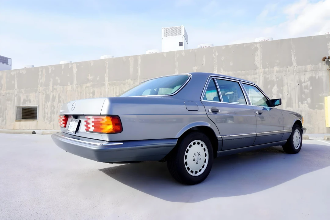 1991 Mercedes-Benz W126 S-Class Sedan - Image 9 of 31