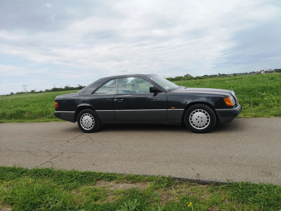 1991 Mercedes-Benz W124 E-Class - Image 14 of 31