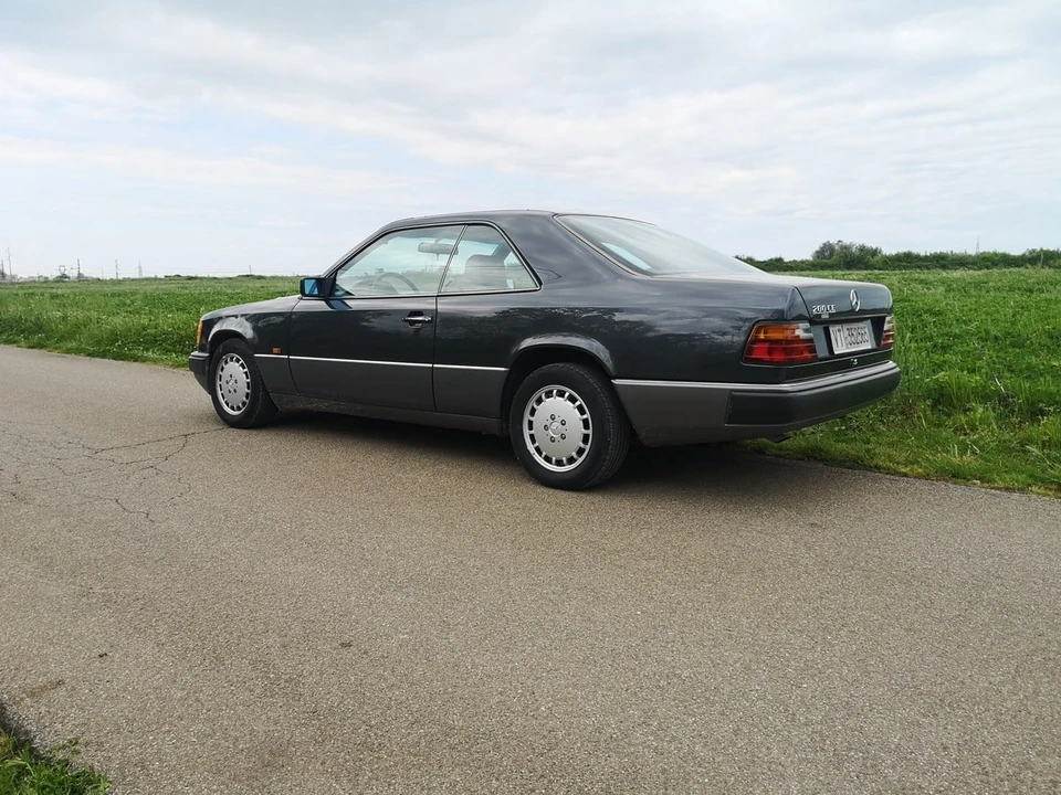 1991 Mercedes-Benz W124 E-Class - Image 22 of 31