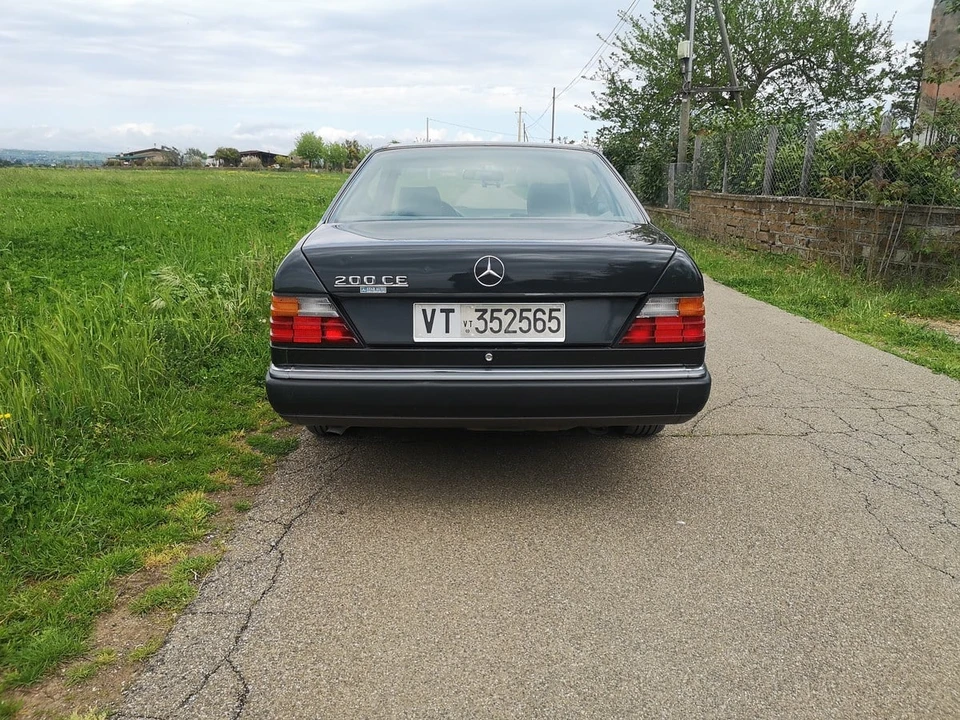 1991 Mercedes-Benz W124 E-Class - Image 7 of 31