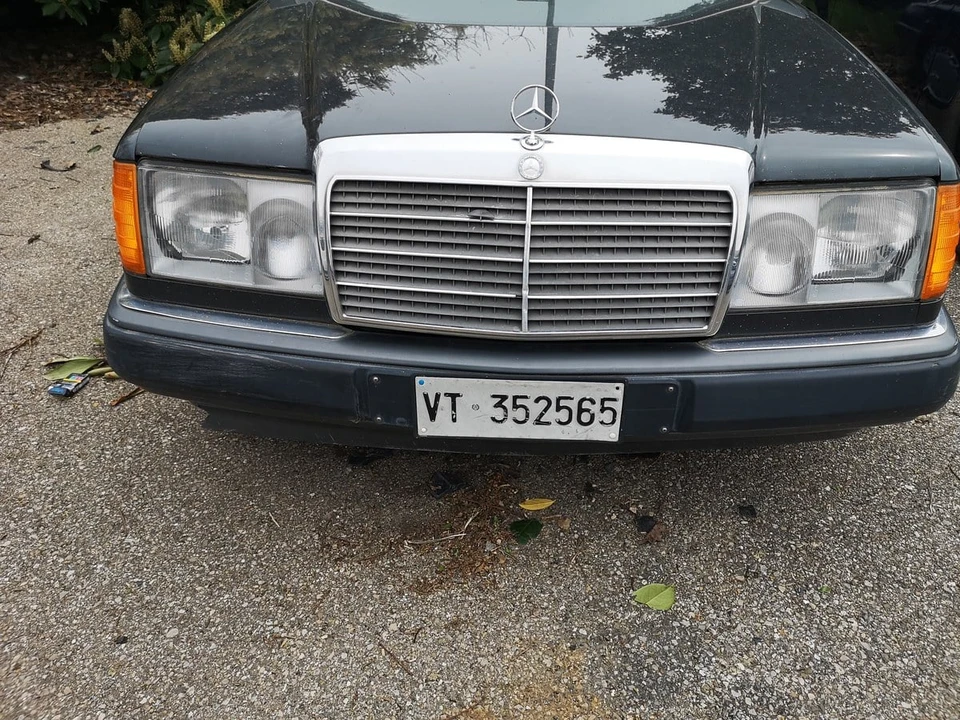 1991 Mercedes-Benz W124 E-Class - Image 24 of 31