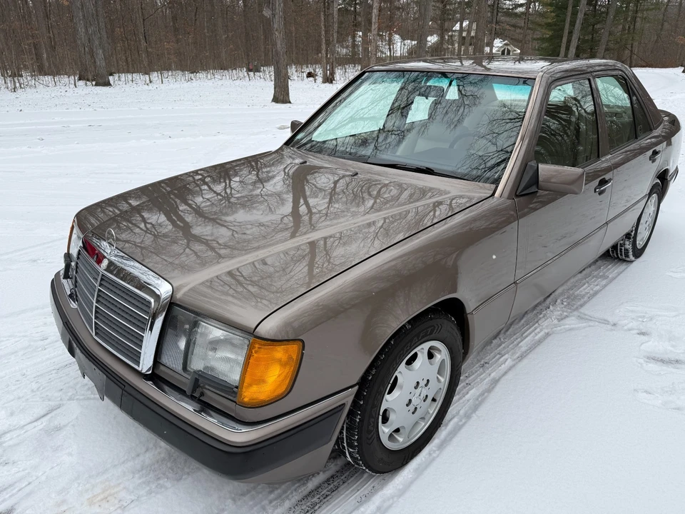 1991 Mercedes-Benz W124 E-Class - Image 3 of 21