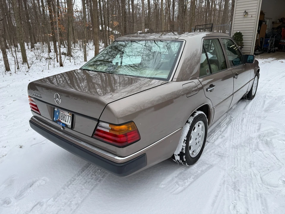 1991 Mercedes-Benz W124 E-Class - Image 7 of 21