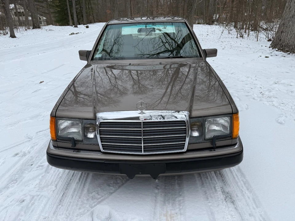 1991 Mercedes-Benz W124 E-Class - Image 4 of 21