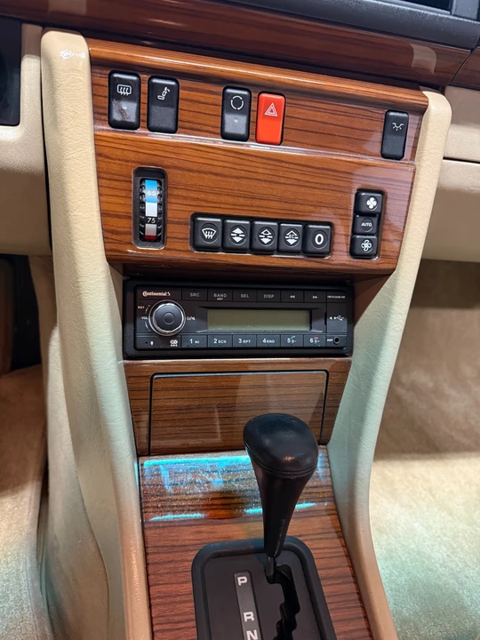1991 Mercedes-Benz W124 E-Class - Image 16 of 21