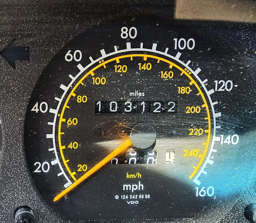 1991 Mercedes-Benz W124 E-Class - Image 19 of 21