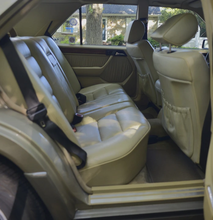 1991 Mercedes-Benz W124 E-Class - Image 16 of 21