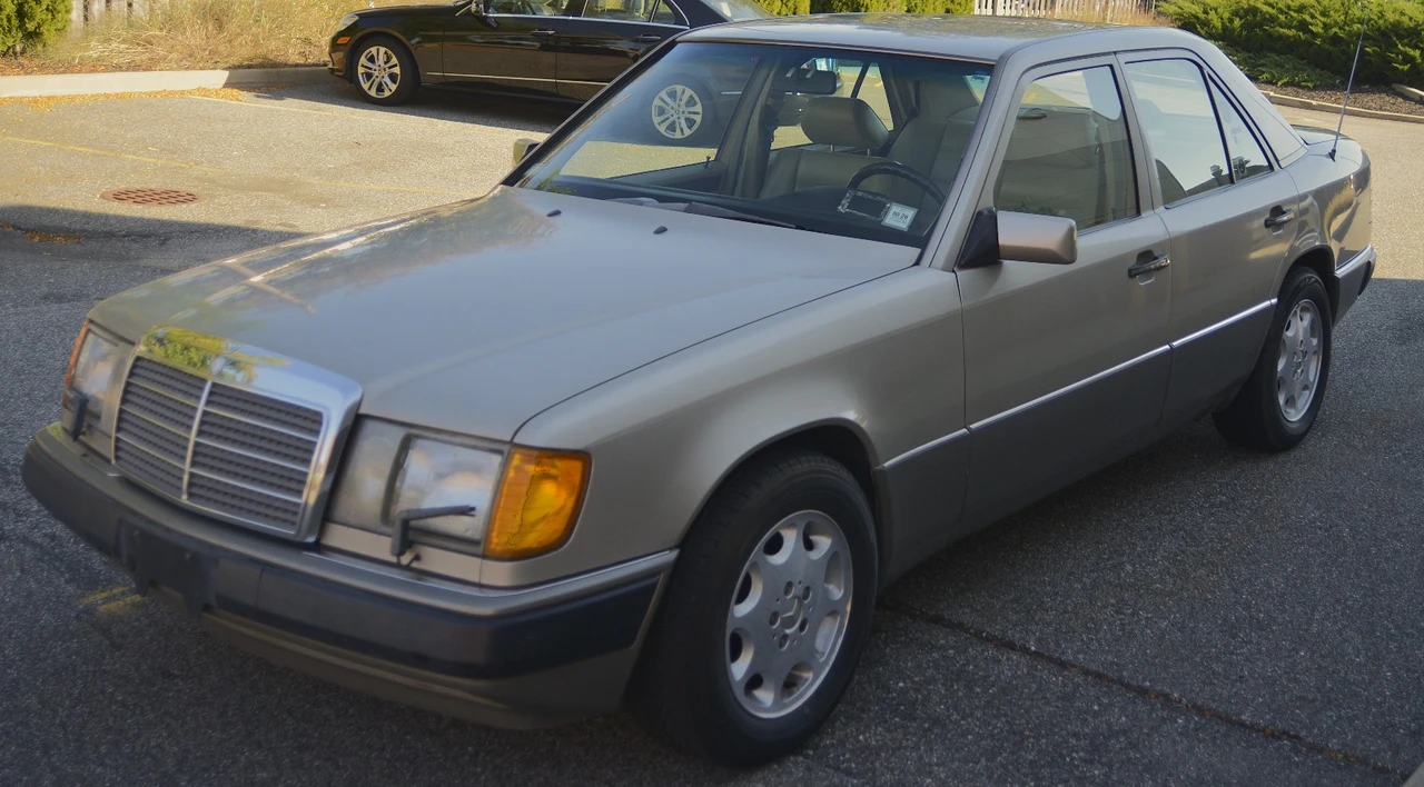 1991 Mercedes-Benz W124 E-Class - Image 3 of 21