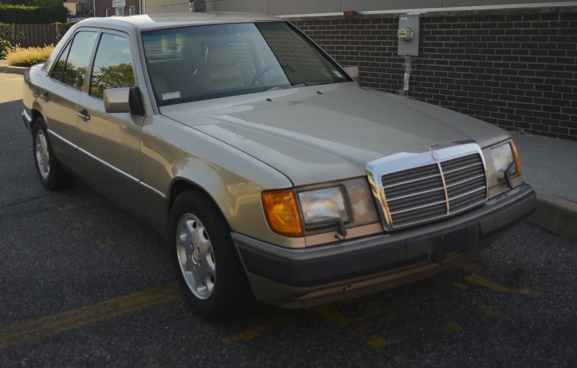 1991 Mercedes-Benz W124 E-Class - Image 4 of 21