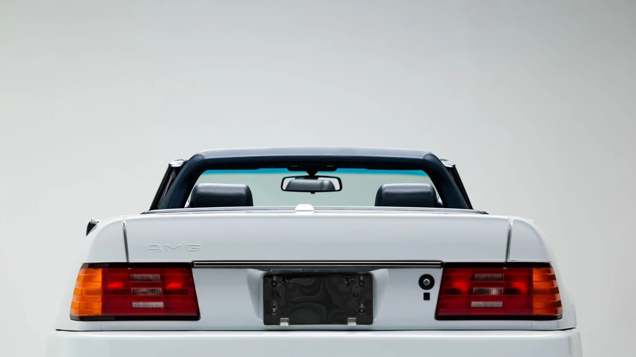 1991 Mercedes-Benz R129 SL 55 & SL 60 & SL 70 & SL 72 & SL 73 AMG - Image 17 of 31
