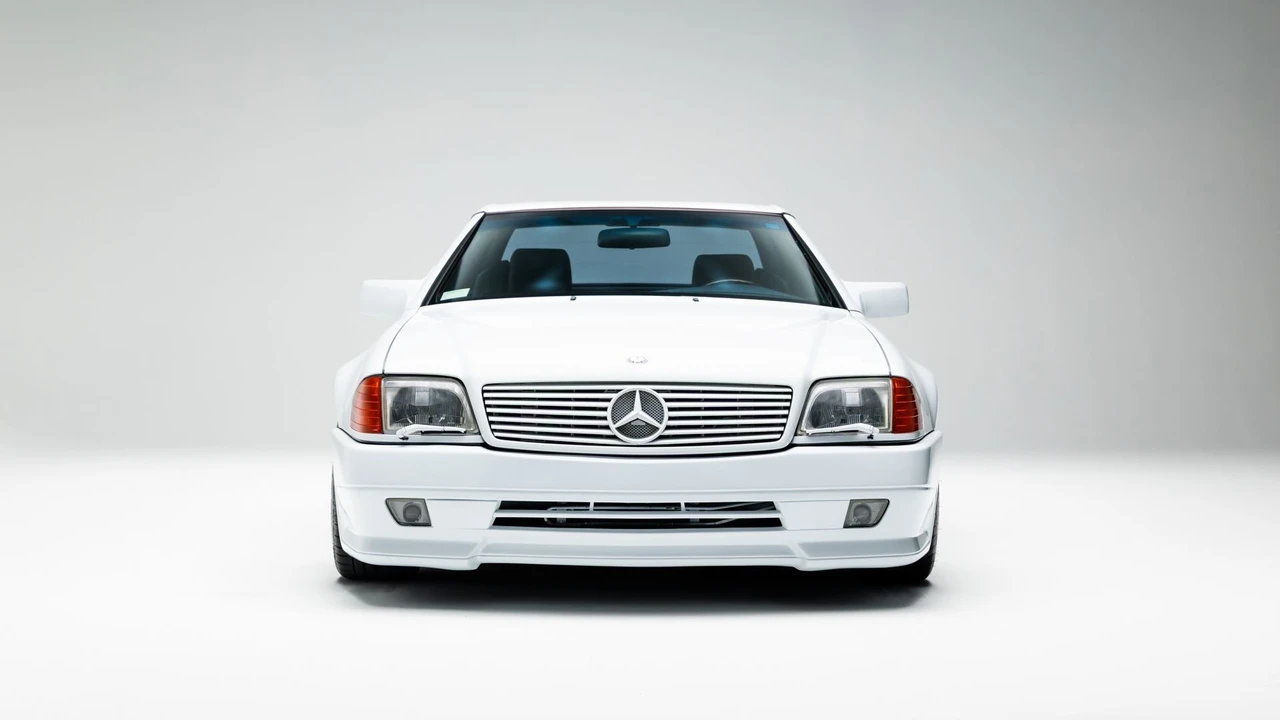 1991 Mercedes-Benz R129 SL 55 & SL 60 & SL 70 & SL 72 & SL 73 AMG - Image 25 of 31