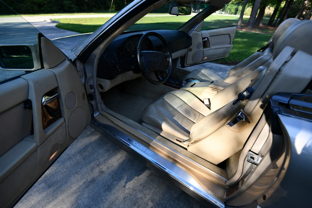 1991 Mercedes-Benz R129 SL-Class - Image 12 of 21