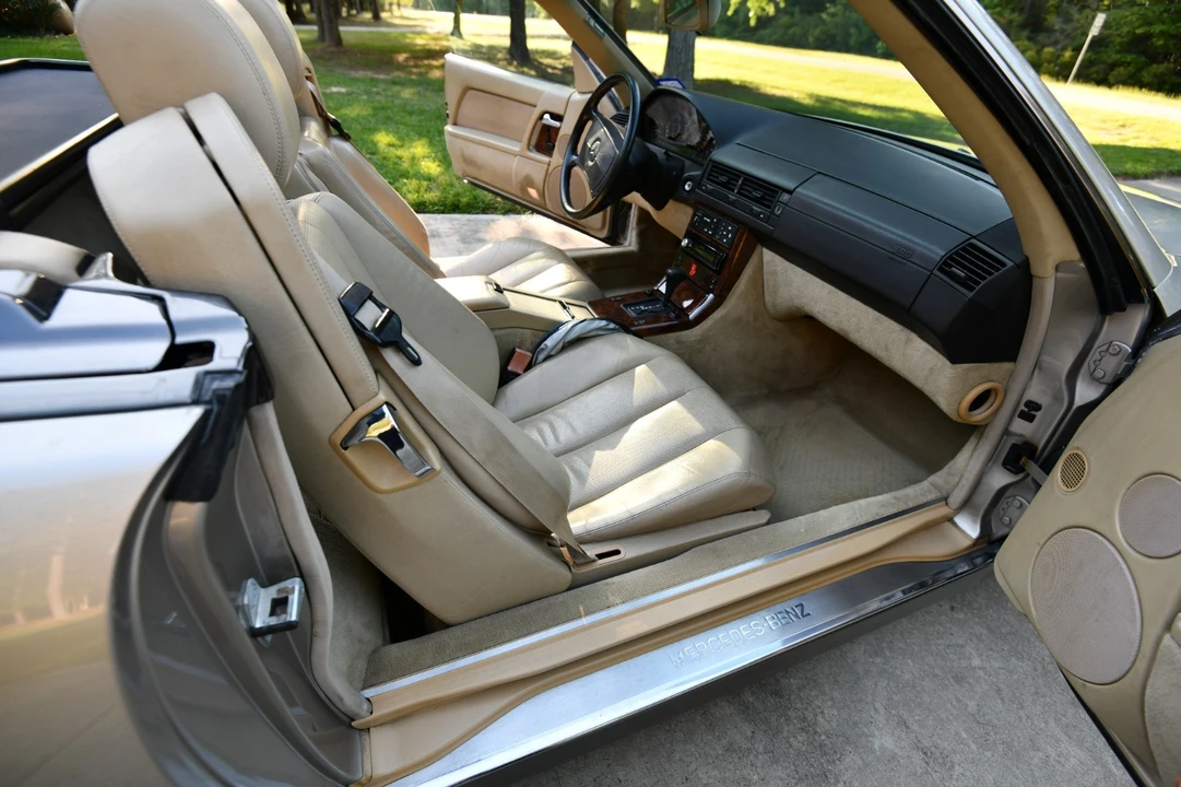 1991 Mercedes-Benz R129 SL-Class - Image 11 of 21