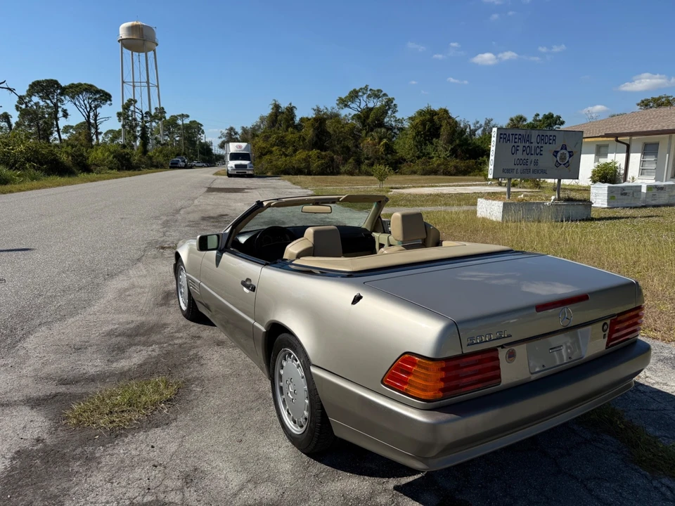 1991 Mercedes-Benz R129 SL-Class - Image 10 of 21