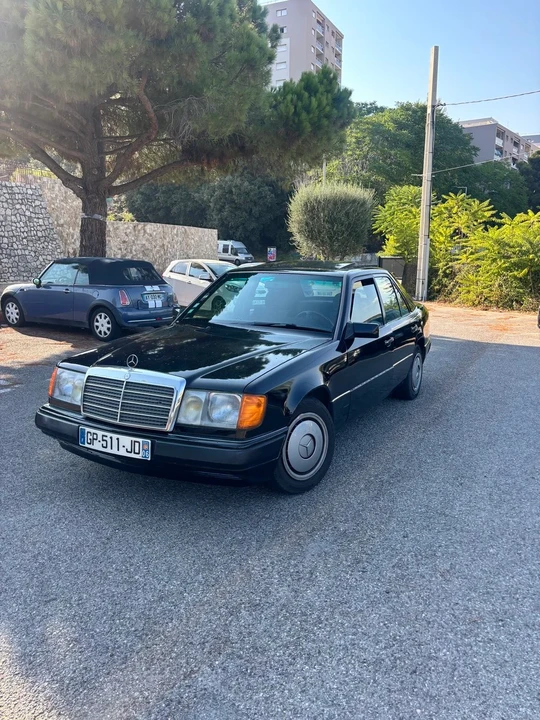 1991 Mercedes-Benz W124 E-Class - Image 3 of 31